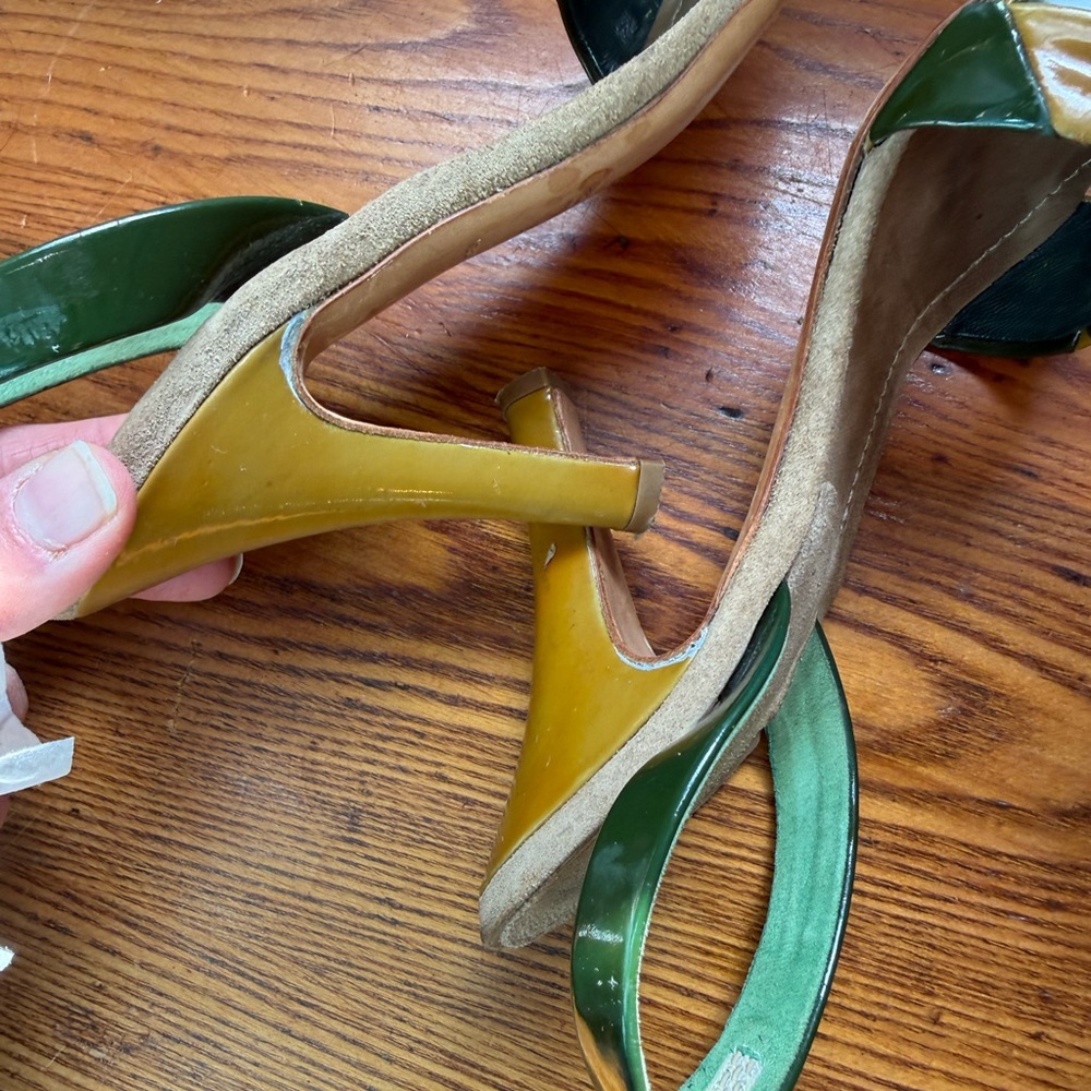 Vintage Prada Patent Leather Slingback Heels - image 7